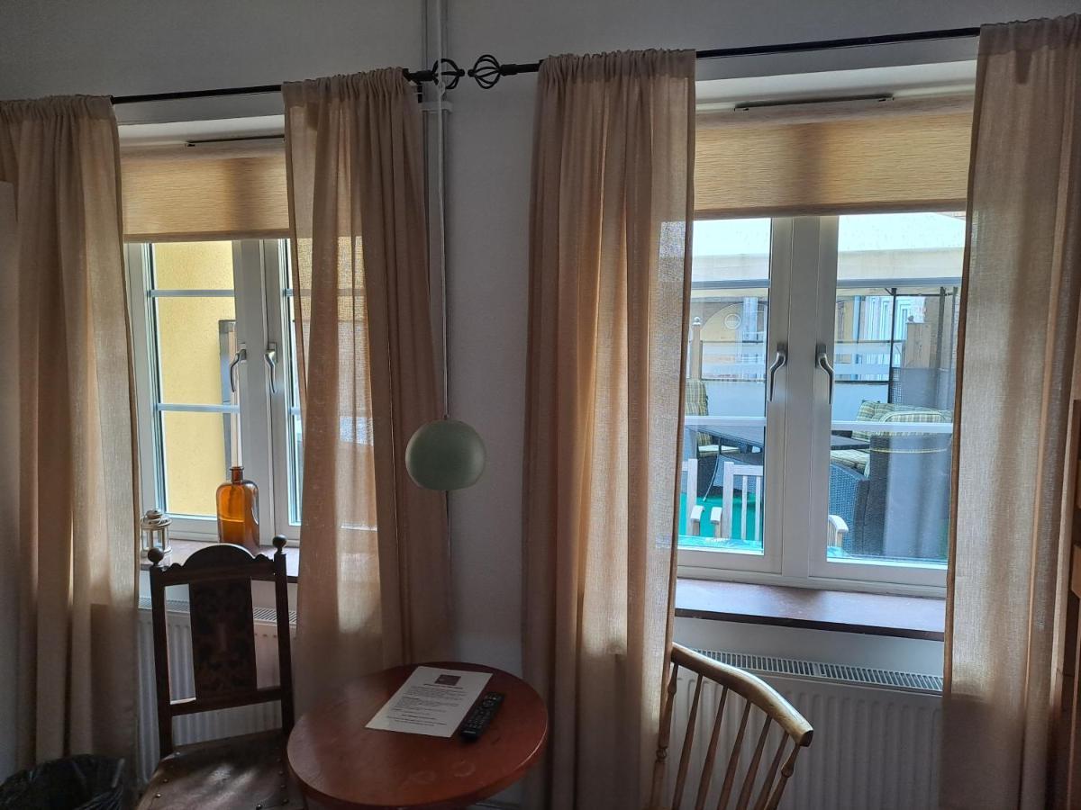 Sveriges Minsta Hotell! Hotel Gruyere Landskrone Buitenkant foto
