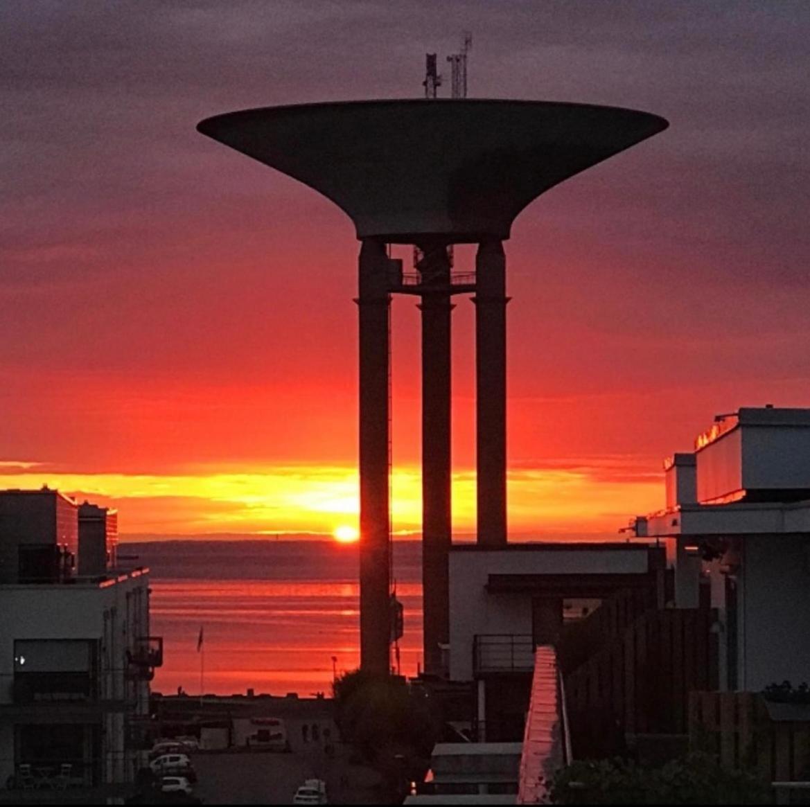 Sveriges Minsta Hotell! Hotel Gruyere Landskrone Buitenkant foto